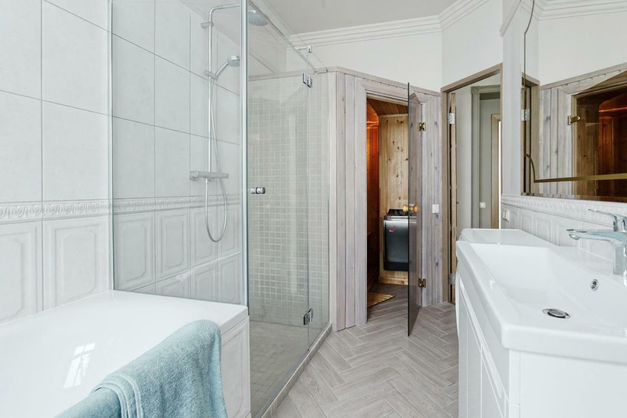 Ausekla Deluxe Apartment Рига Екстер'єр фото