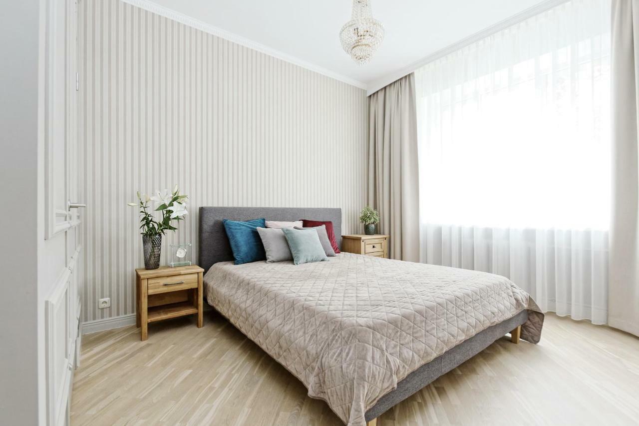 Ausekla Deluxe Apartment Рига Екстер'єр фото